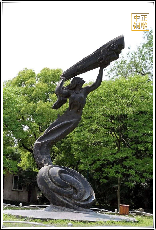 女媧補(bǔ)天銅像.jpg 女媧補(bǔ)天銅像.jpg