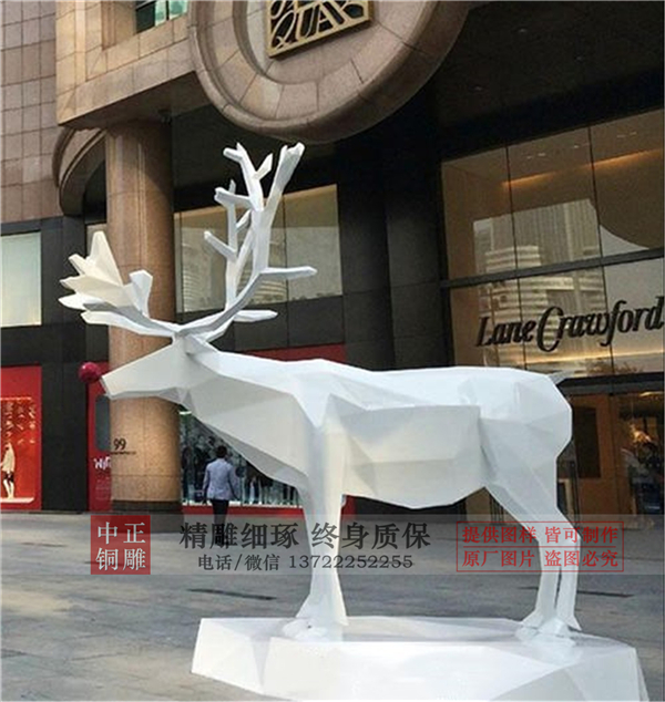 商場(chǎng)玻璃鋼雕塑.jpg 商場(chǎng)玻璃鋼雕塑.jpg