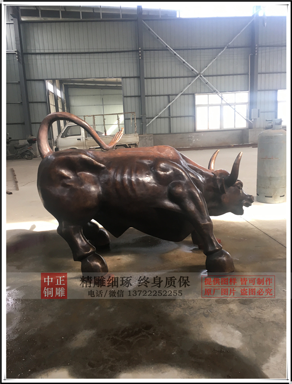 銅雕華爾街牛廠家.jpg 銅雕華爾街牛廠家.jpg