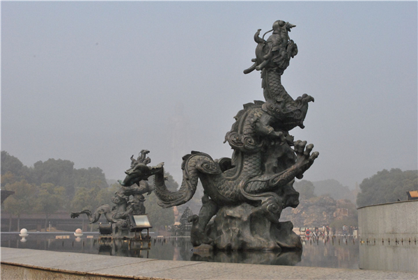 唐縣加工銅龍雕塑.jpg 唐縣加工銅龍雕塑.jpg