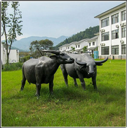 鑄銅開(kāi)拓牛雕塑