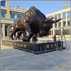 10米廣場銅牛雕塑報(bào)價(jià)