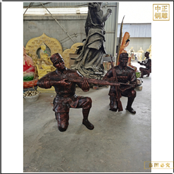 抗戰(zhàn)時(shí)期人物銅雕塑 