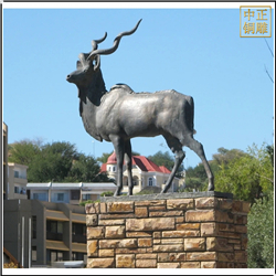 銅羊雕塑景觀(guān)雕塑