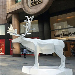 商場(chǎng)玻璃鋼雕塑